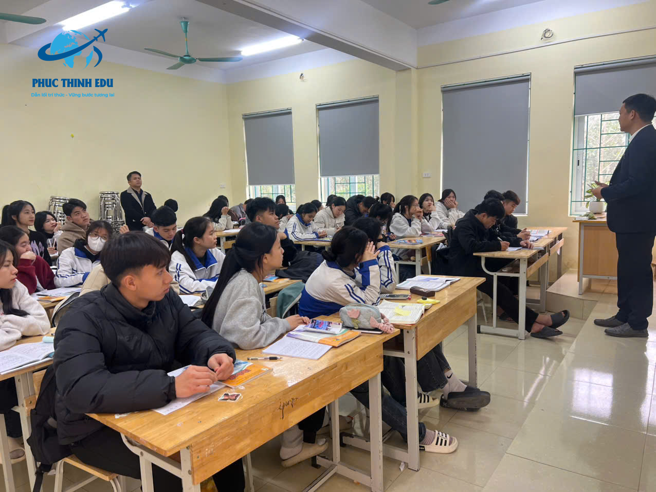Từ Yên Thủy Đến Thế Giới: Hành Trình Đồng Hành Tận Tâm Của Phúc Thịnh Education